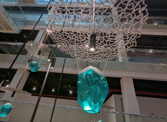 Kanoo Museum, Ten pendant light sculptures installed in the main atrium area